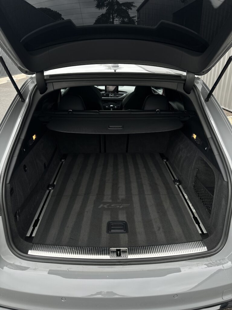 Audi RS6 (8)