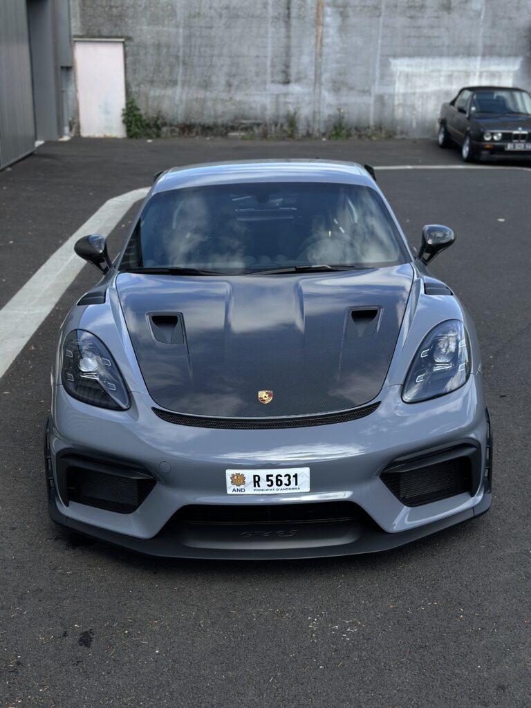 Porsche GT4 RS (7)